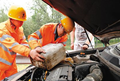 紫云额尔古纳道路救援